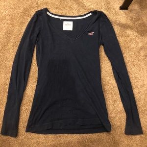 Hollister V-neck long sleeve shirt